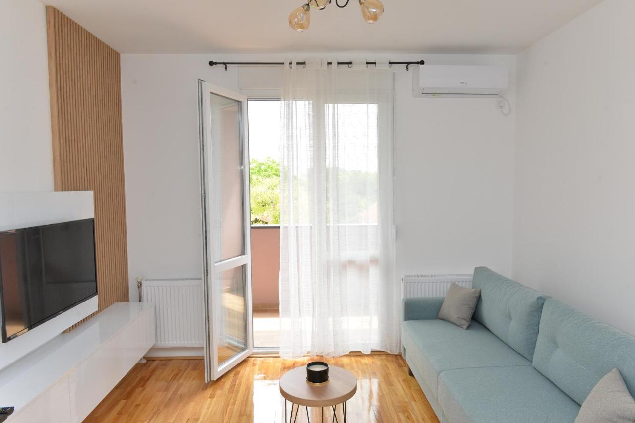 Hm Apartments Indija Zewnętrze zdjęcie